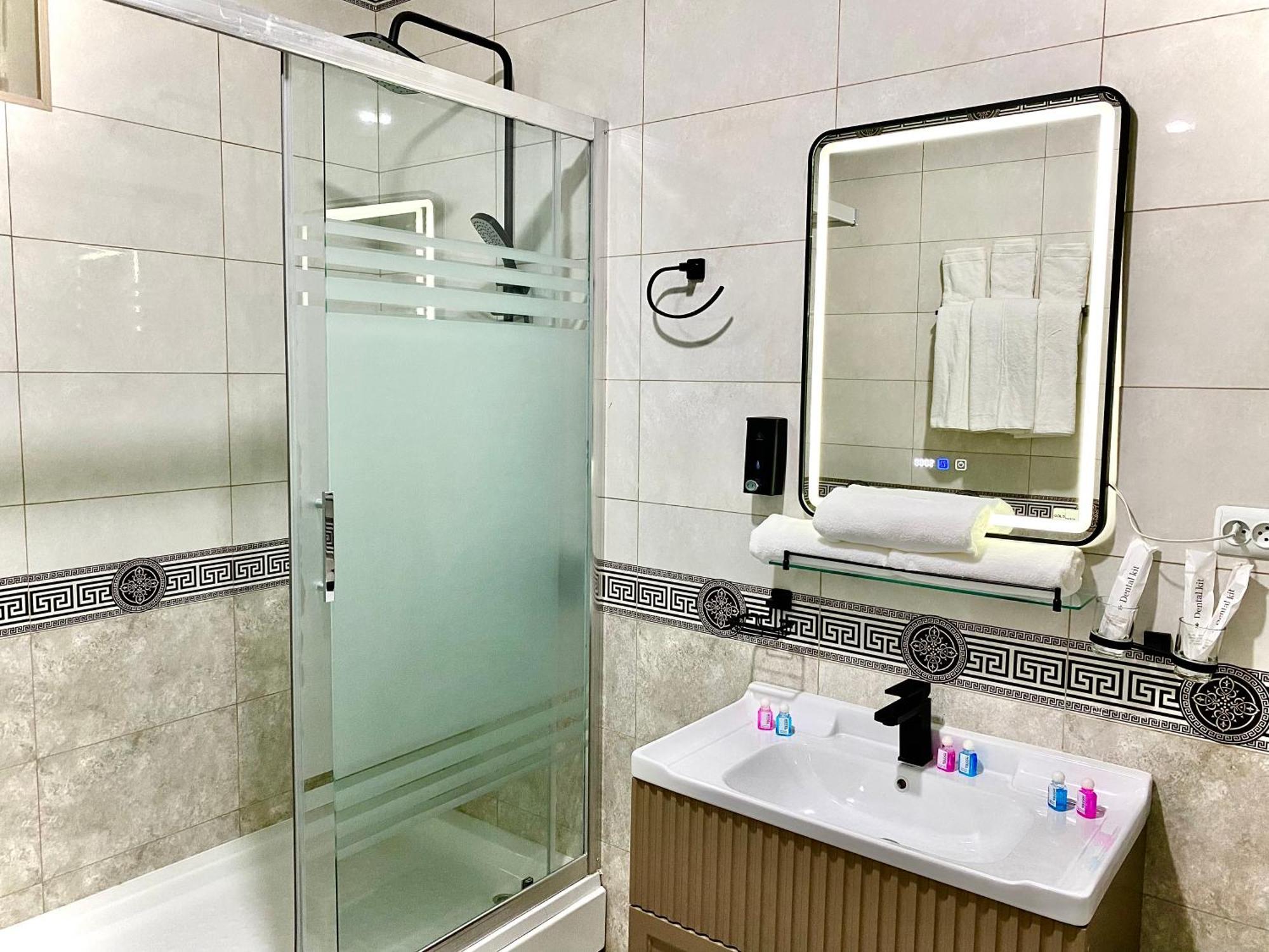 Isakhoja Hotel Хіва Екстер'єр фото